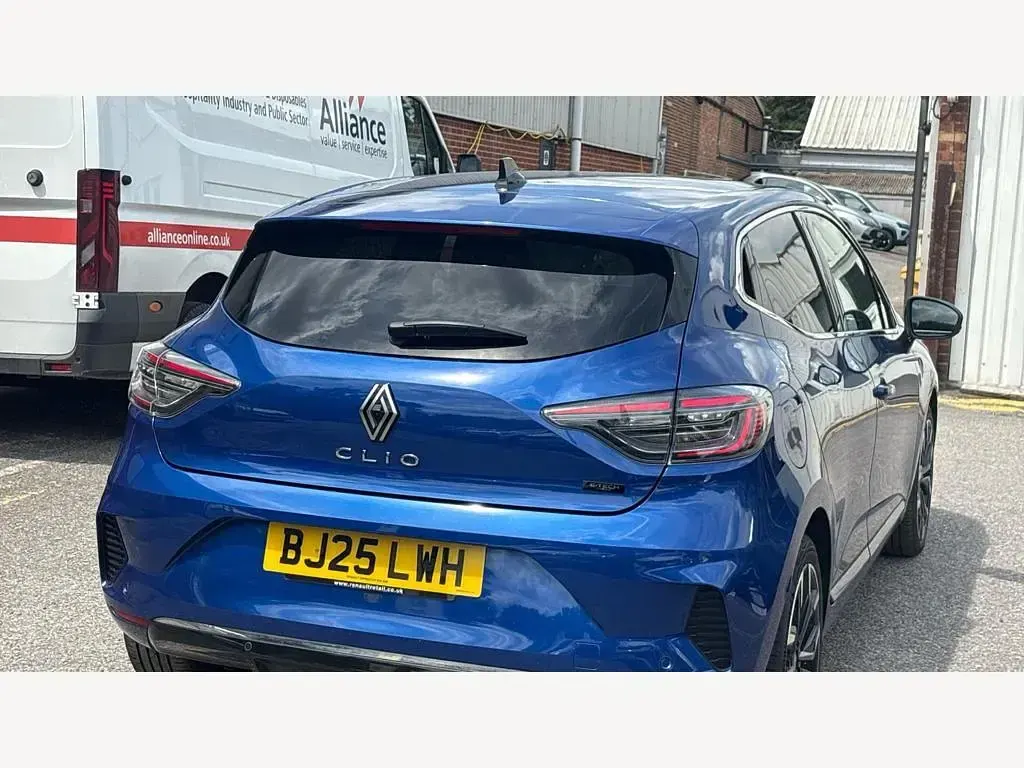 Used Renault Clio Techno 143 HP (105 kW) 2025 Renault id  iron blue  Hatchback