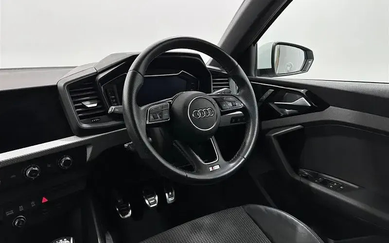 Used Audi A1 Sportback S-Line 110 HP (80 kW) 2020 White Hatchback