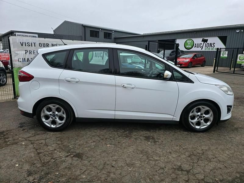 Usado Ford C-MAX Zetec 2011 Branco Monovolume