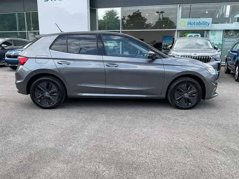 Used Skoda Fabia Design Edition 70 HP (51 kW) 2025 Grey Hatchback