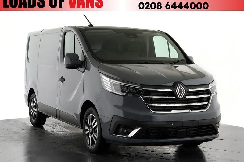 Grey New 2025 Renault Trafic Van | £23,980 - Image 1/4