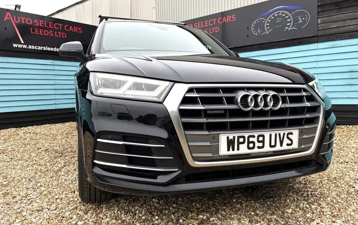 Używany Audi Q5 S-Line 190 KM (139 kW) 2019 Czarny SUV