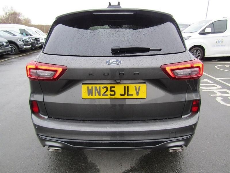 Begagnad Ford Kuga ST-Line 150 HK (110 kW) 2025 Grå SUV