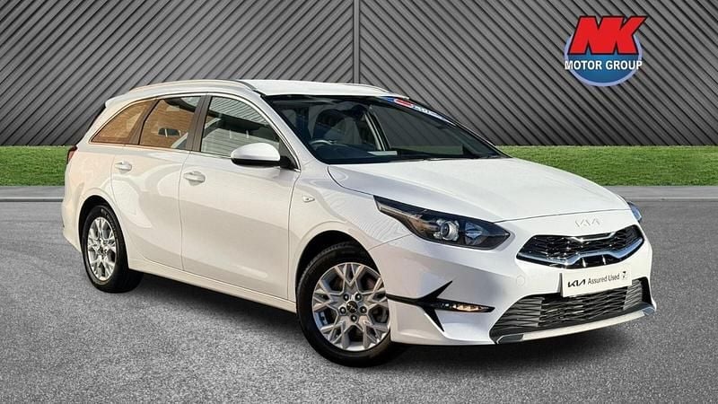 White Used 2025 Kia Ceed 2 Estate | £18,999 (Fair price) - Image 1/4