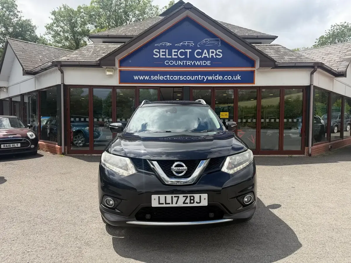 Used Nissan X-Trail N-Vision 177 HP (130 kW) 2017 Black SUV