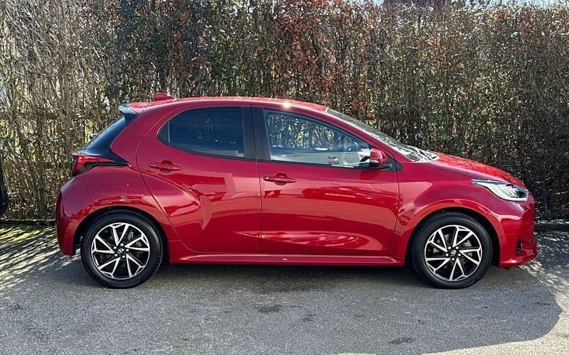 Used Toyota Yaris Hybrid Design 116 HP (85 kW) 2026 Hatchback