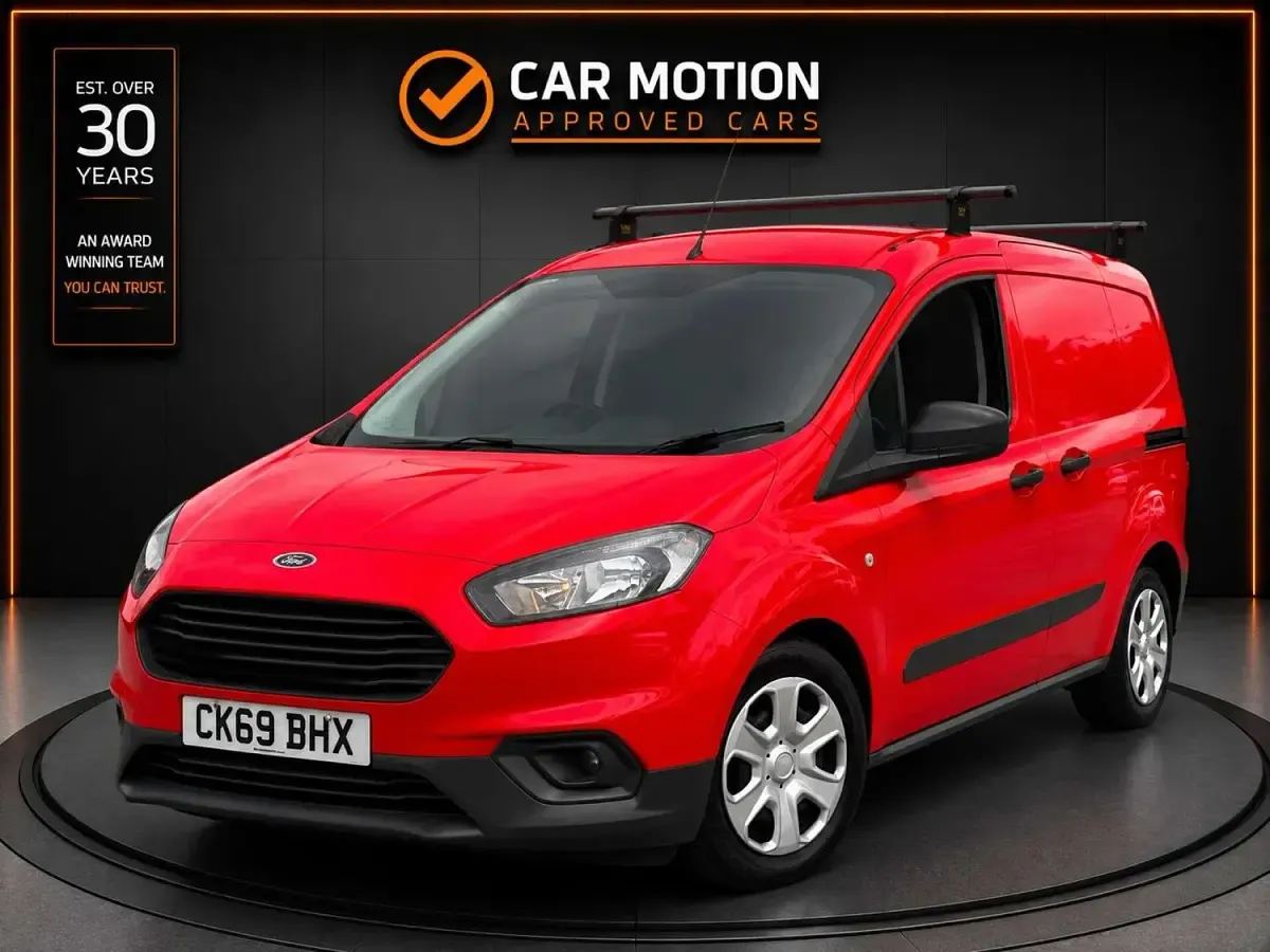 Used Ford Transit Courier Trend 100 HP (73 kW) 2020 Red Van