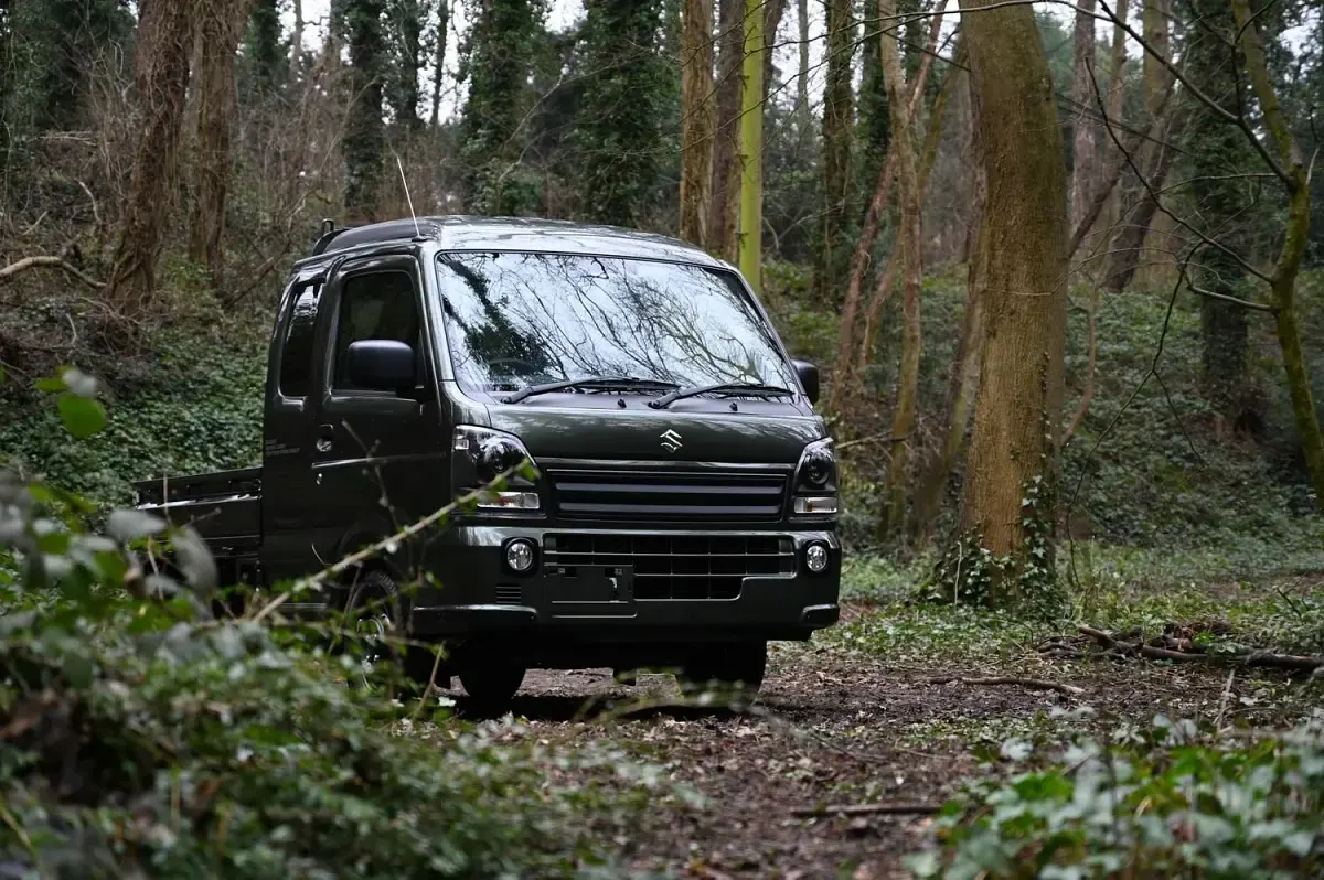 New Suzuki Carry 2025 Green Pickup