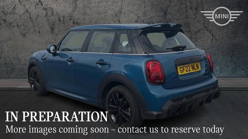 Used Mini Cooper Hatch 134 HP (98 kW) 2022 Blue Hatchback