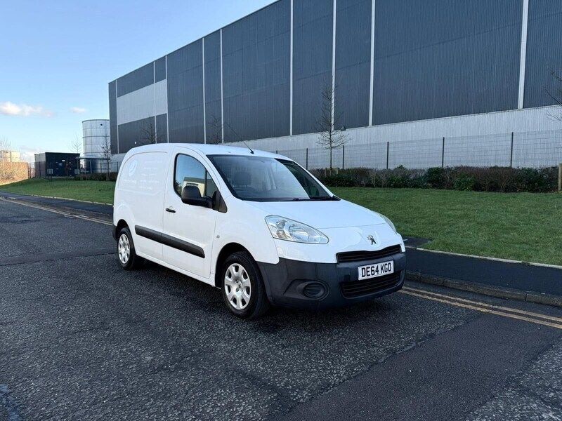 White Used 2014 Peugeot Partner S MPV | £2,990 (Fair price) - Image 1/4