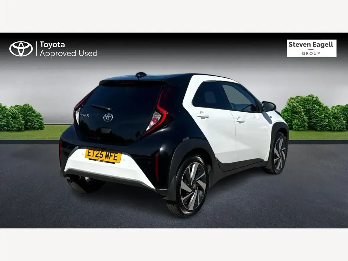 Used Toyota Aygo X 2025 White SUV