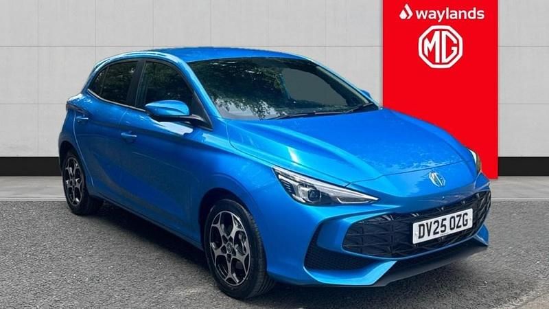 Blue Used 2025 MG MG3 Trophy Hatchback | £18,341 (Fair price) - Image 1/4