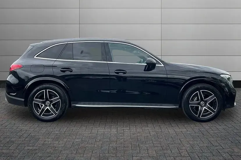 Used Mercedes GLC300 AMG line 277 HP (203 kW) 2025 Obsidian black SUV