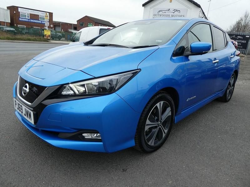 Blue Used 2019 Nissan Leaf N-Connecta Hatchback | £7,990 (Fair price) - Image 1/4