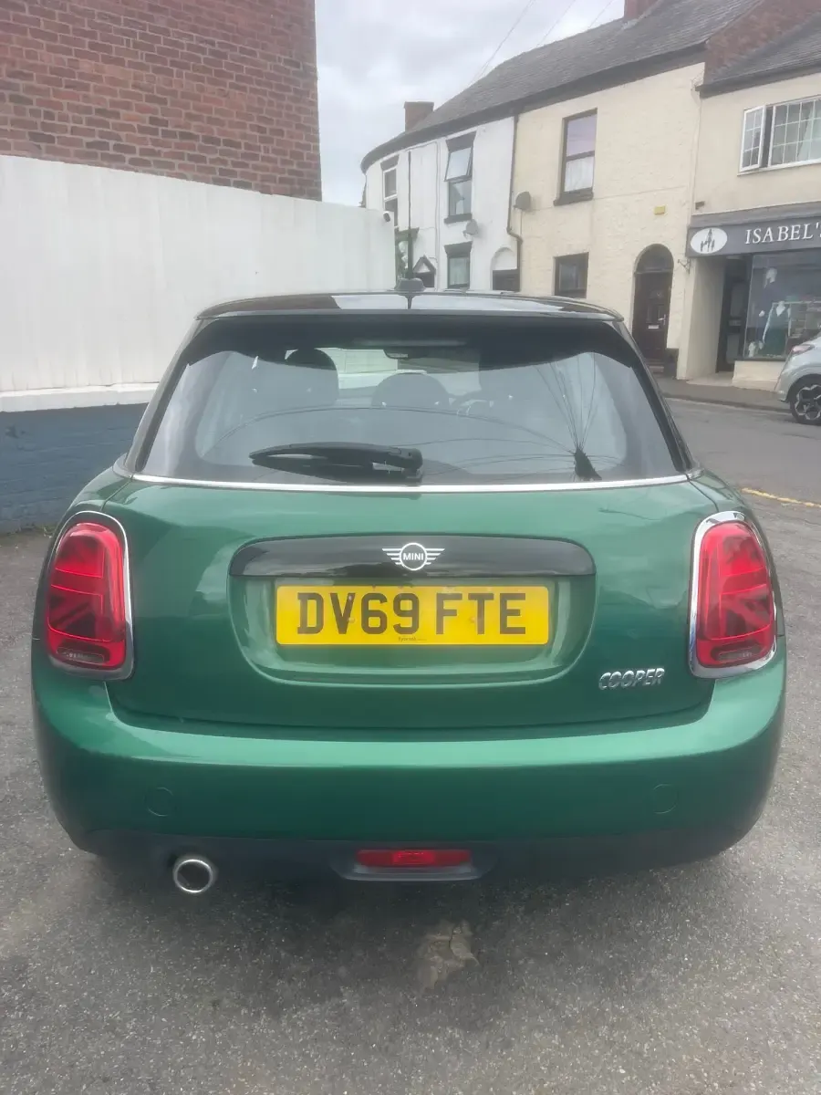 Used Mini Cooper Classic 2019 Green Hatchback