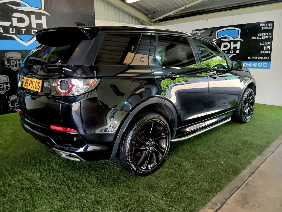 Used Land Rover Discovery Sport HSE Dynamic 2017 Black SUV