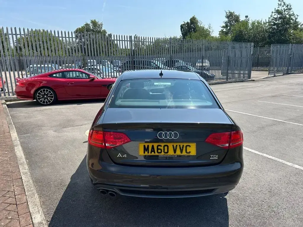 Used Audi A4 S-Line 170 HP (125 kW) 2010 Lava grey metallic Sedan