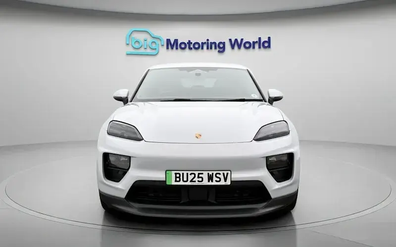 Used Porsche Macan 4 Electric 300 kW (408 HP) 2025 SUV