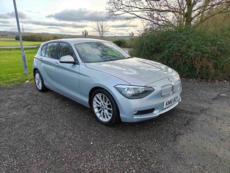 Used BMW 116 Comfort Edition 2011 Silver Hatchback