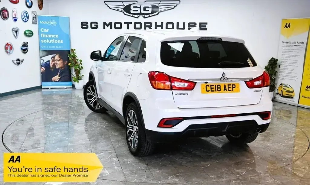 Usado Mitsubishi ASX 117 HP (86 kW) 2018 Branco SUV