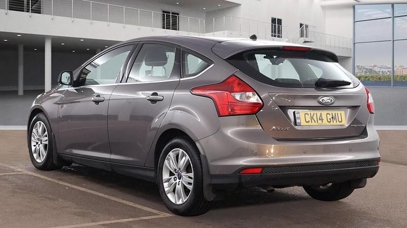 Used Ford Focus Titanium 115 HP (84 kW) 2014 Brown Hatchback