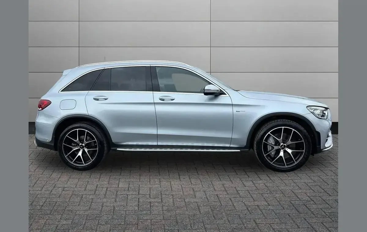 Used Mercedes GLC43 AMG Premium 390 HP (286 kW) 2022 Silver SUV