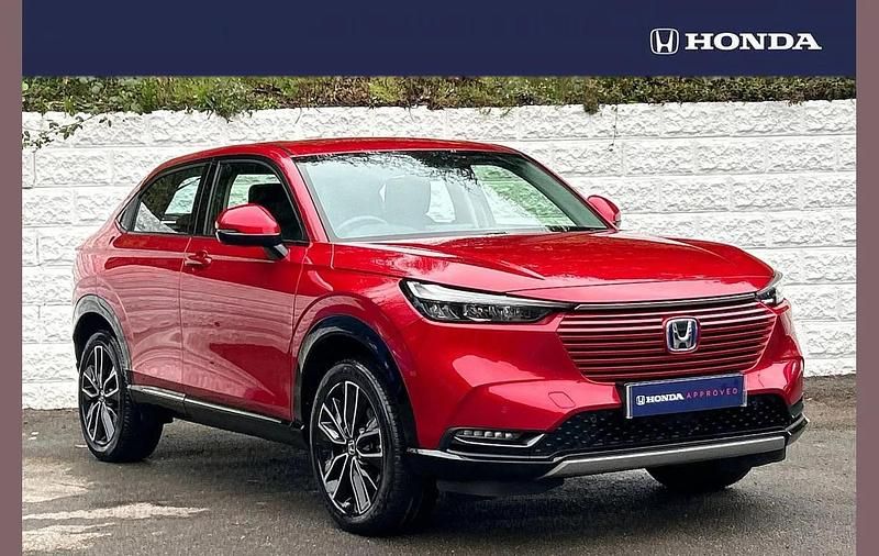 Used Honda HR-V Advance 131 HP (96 kW) 2023 Crystal red SUV