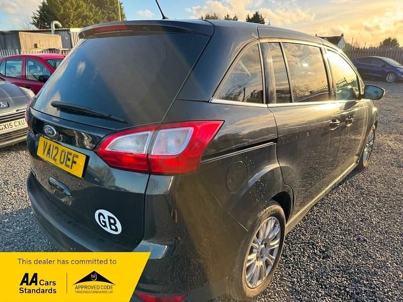 Used Ford C-MAX Titanium 115 HP (84 kW) 2012 Black MPV