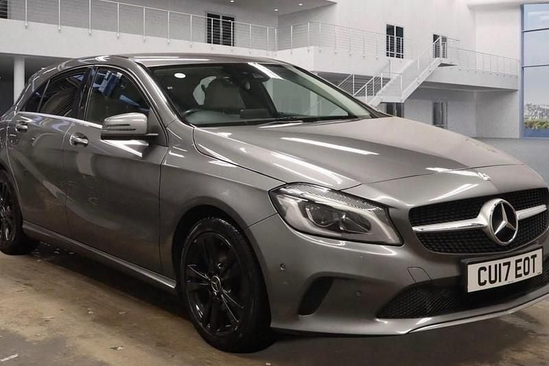 Used Mercedes A160 Premium 102 HP (75 kW) 2017