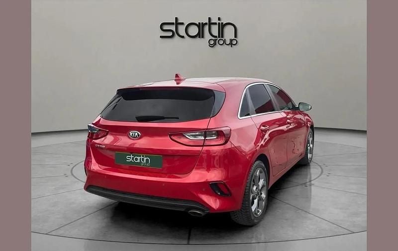 Used Kia Ceed 138 HP (101 kW) 2019 Red Hatchback