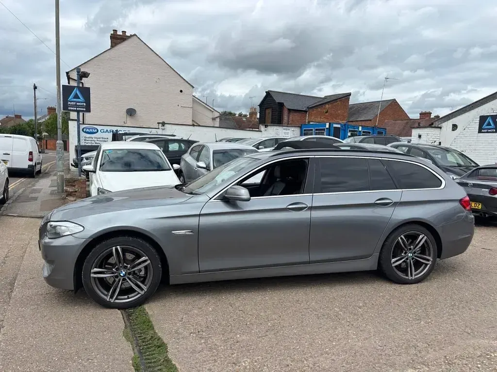 Used BMW 523 Exclusive 174 HP (127 kW) 2012 Grey Estate