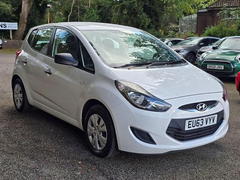 White Used 2013 Hyundai ix20 Classic MPV | £4,995 (Fair price) - Image 1/4