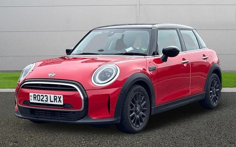 Used Mini Cooper Classic 136 HP (100 kW) 2022 Red Hatchback