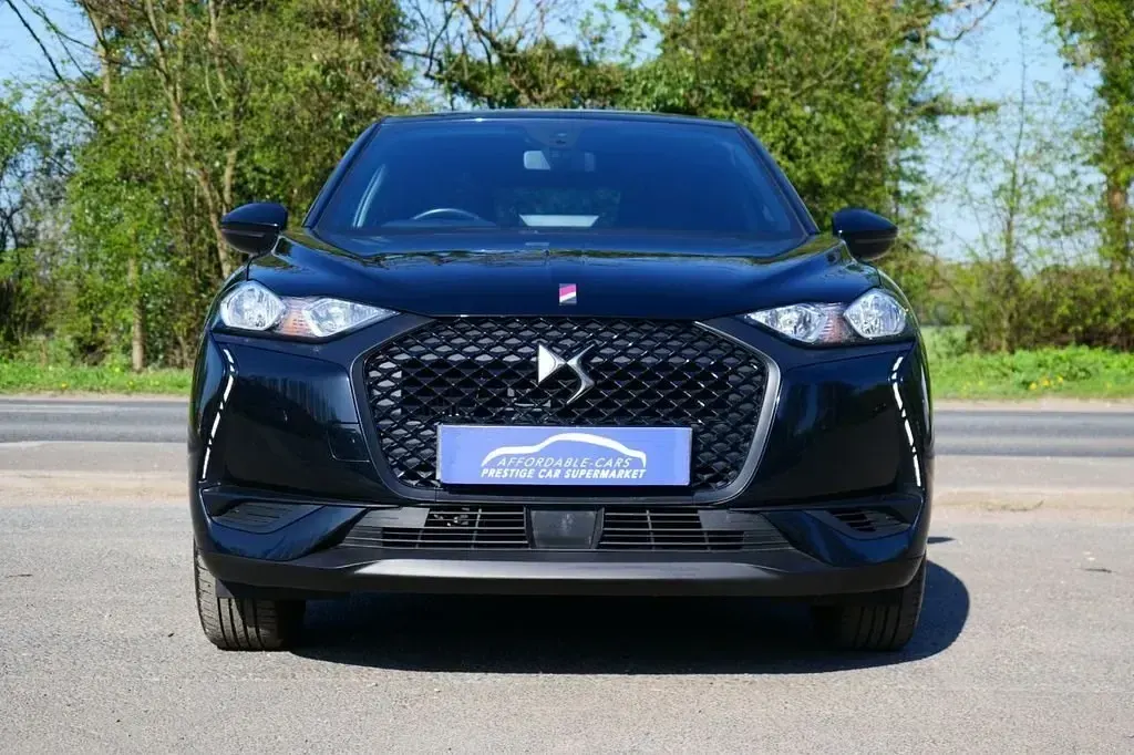 Używany DS Automobiles DS3 Performance 130 KM (95 kW) 2022 Czarny Minivan
