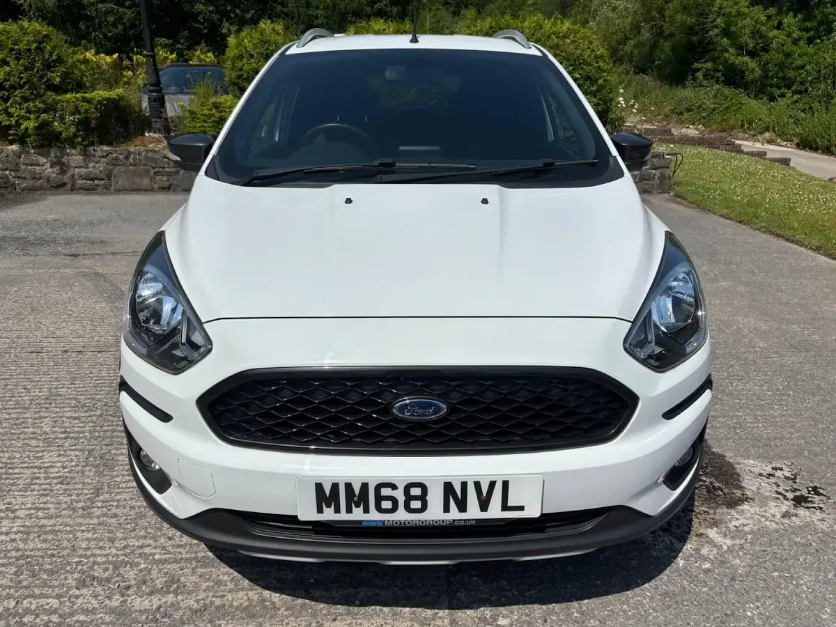 Used Ford Ka Plus Active 85 HP (62 kW) 2018 White Hatchback