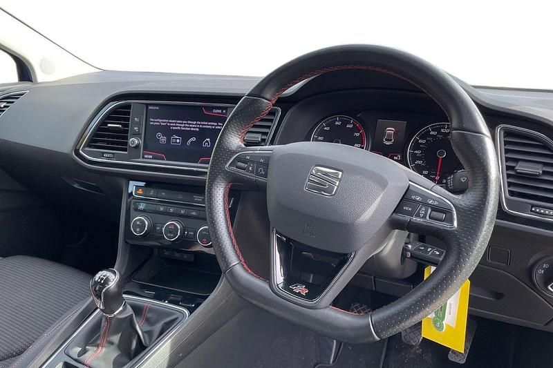 Used Seat Leon FR 131 HP (96 kW) 2019 Blue Hatchback