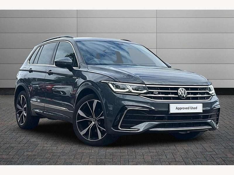Dolphin grey Used 2023 VW Tiguan R-line SUV | £27,991 (Fair price) - Image 1/3