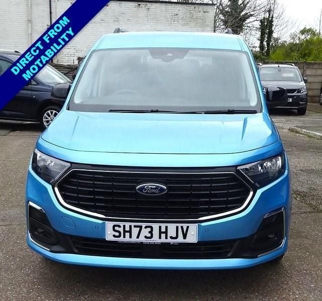 Used Ford Tourneo Connect Titanium 2023 Blue MPV