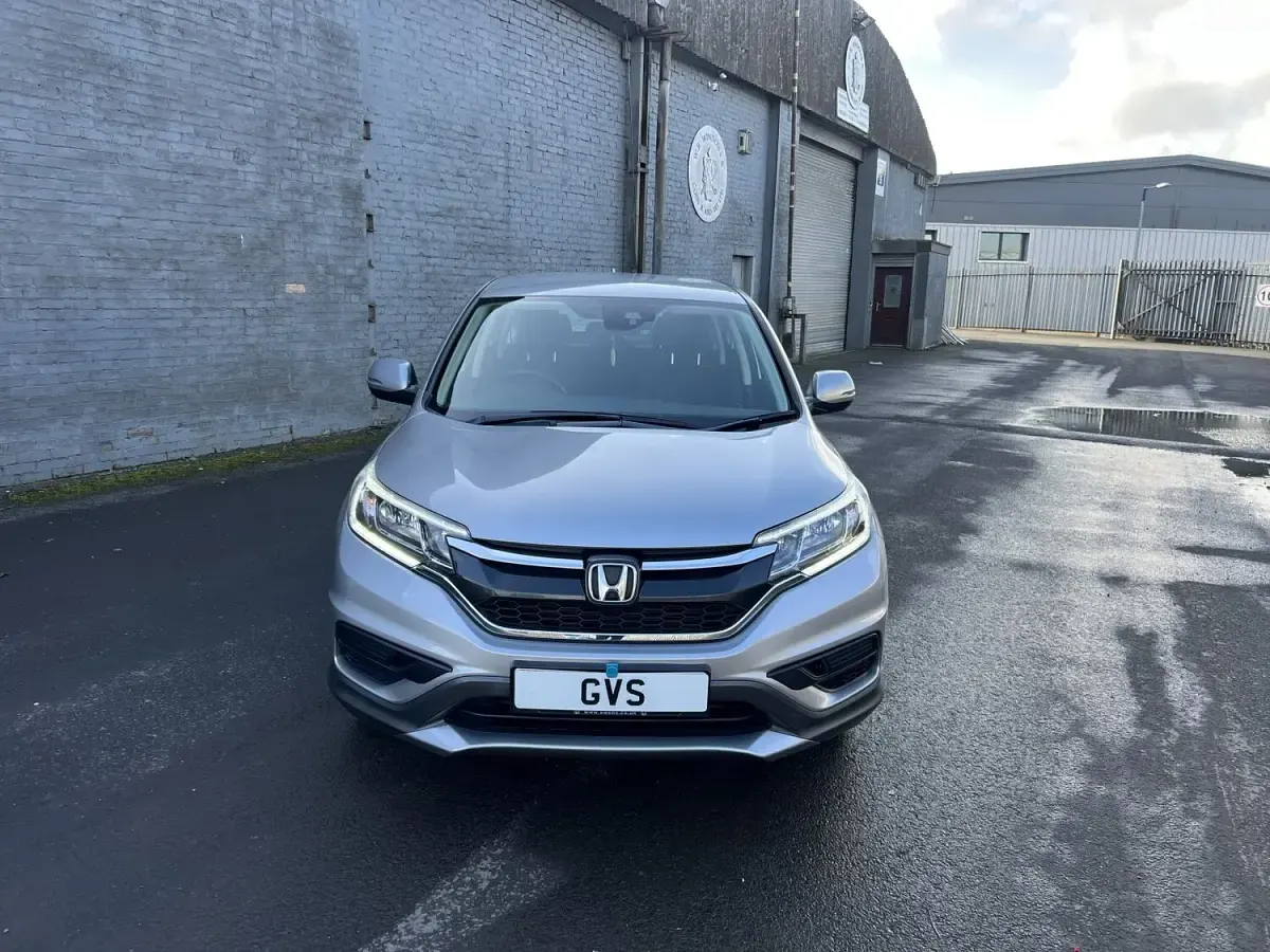 Used Honda CR-V S 120 HP (88 kW) 2016 Silver SUV