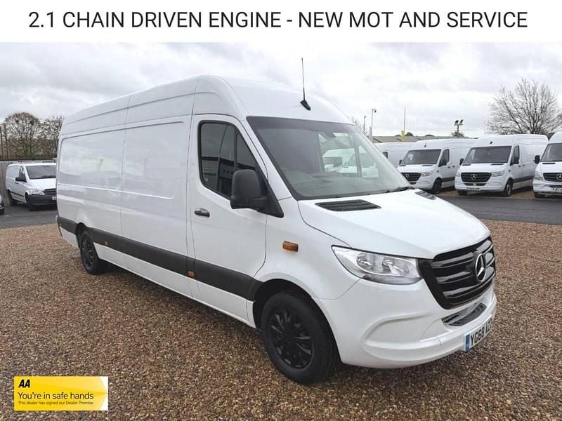 White Used 2018 Mercedes Sprinter Van | £11,500 (Fair price) - Image 1/3