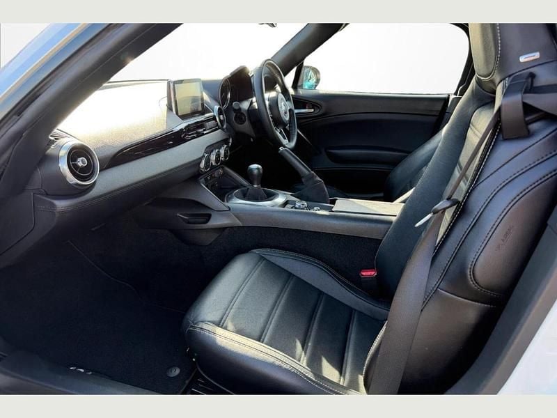 Used Fiat 124 Spider Lusso Plus 138 HP (101 kW) 2016 White Cabriolet