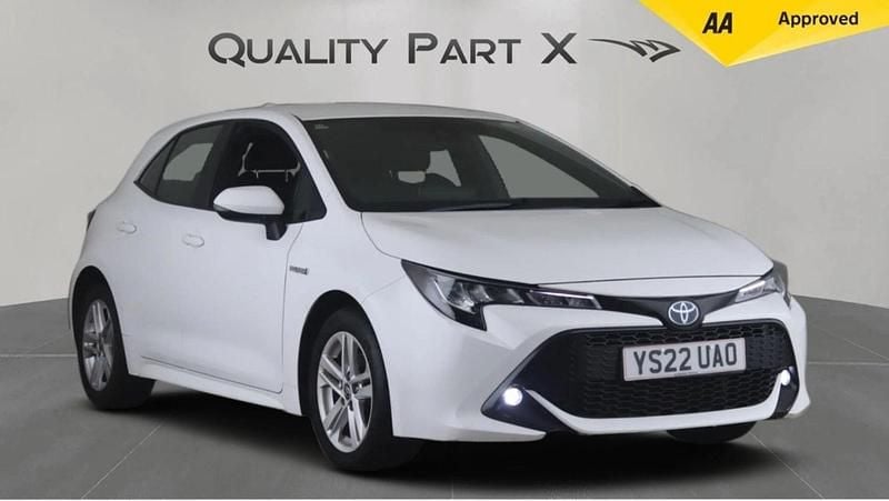 Used Toyota Corolla 2022 White Hatchback