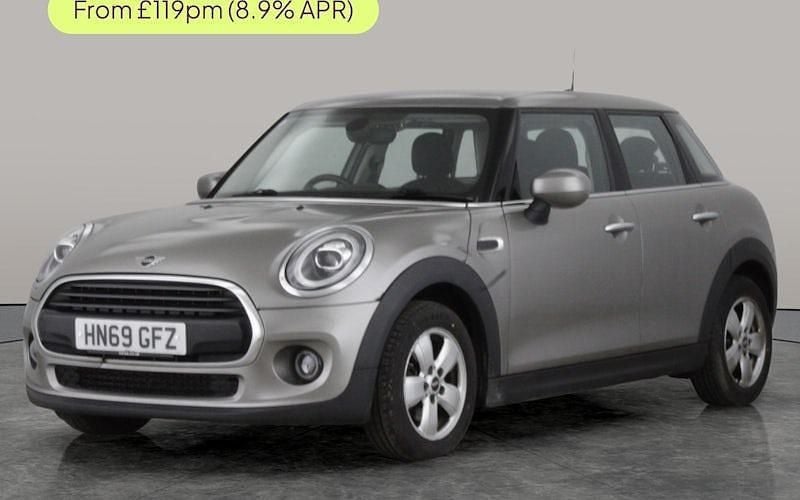 Used Mini Cooper Classic 136 HP (100 kW) 2019 Silver Hatchback
