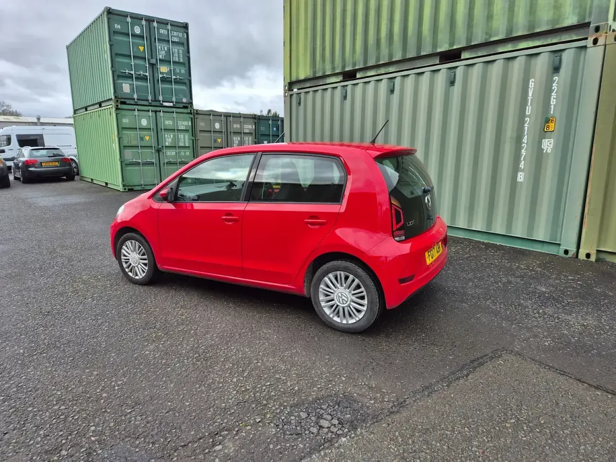 Used VW up! move up! 60 HP (44 kW) 2017 Red Hatchback