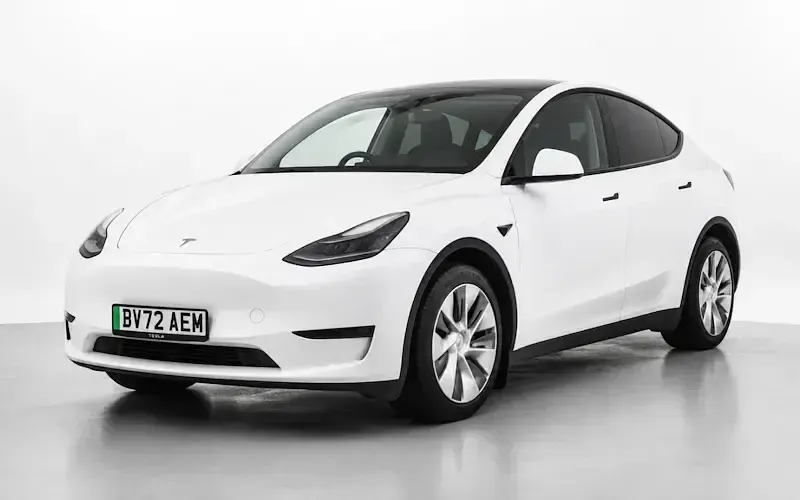 Used Tesla Model Y Long Range AWD 286 kW (389 HP) 2025 SUV