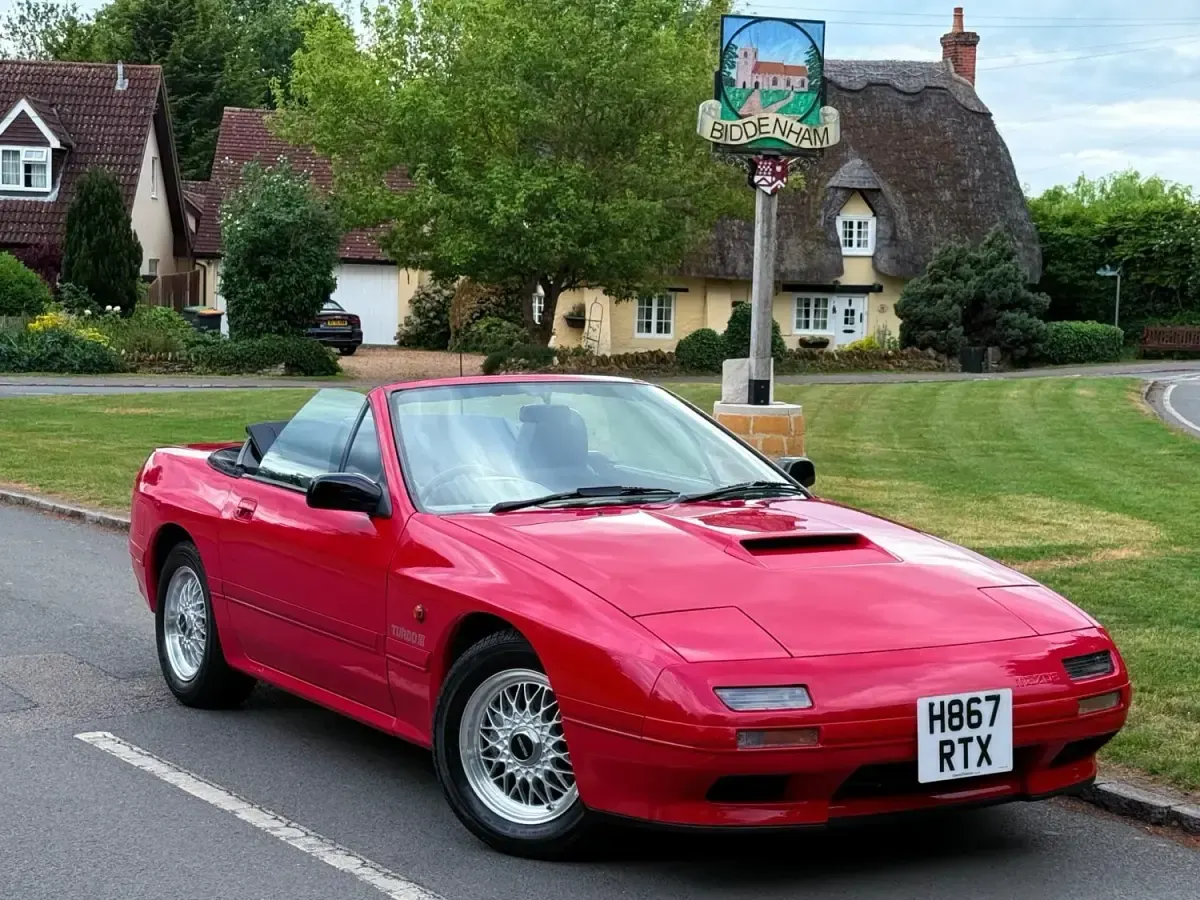 Usado Mazda RX7 200 HP (147 kW) 2017 Vermelho Coupé