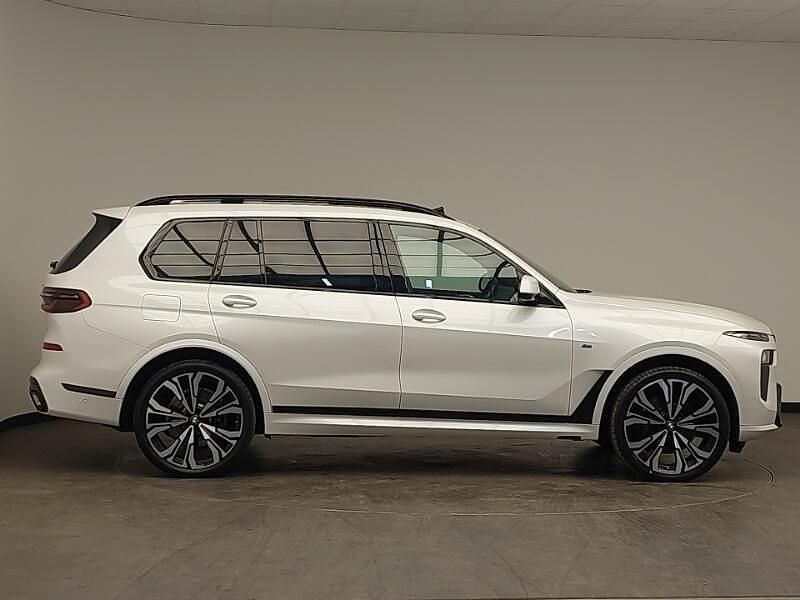 Used BMW X7 M Sport 352 HP (258 kW) 2023 White SUV