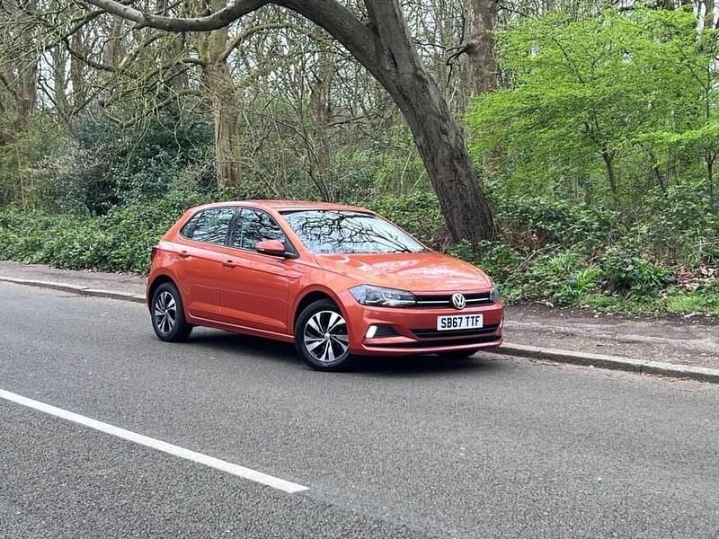 Used VW Polo SE 95 HP (69 kW) 2018 Orange Hatchback