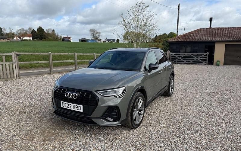Używany Audi Q3 Black Edition 150 KM (110 kW) 2023 SUV