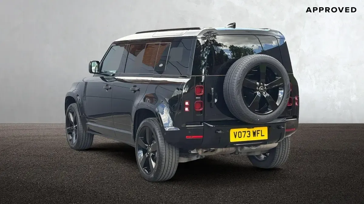 Used Land Rover Defender HSE Dynamic 2023 Black SUV